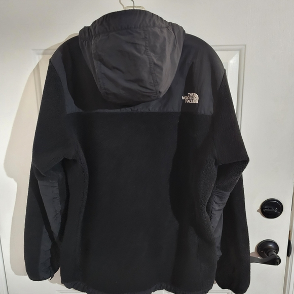 The North Face Womens Denali Black Fleece Jacket With Hood - Picture 7 of 9